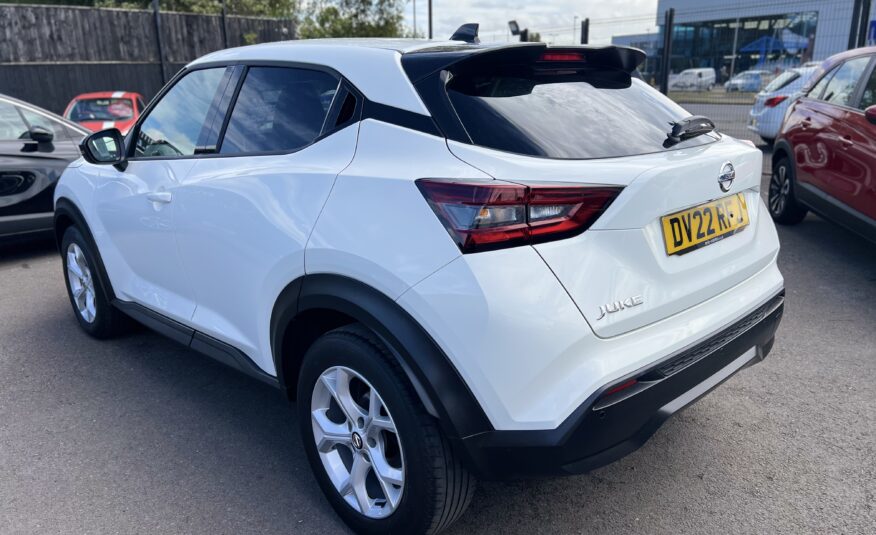 Nissan Juke N-Connecta Dig-T Turbo SUV 22 Reg