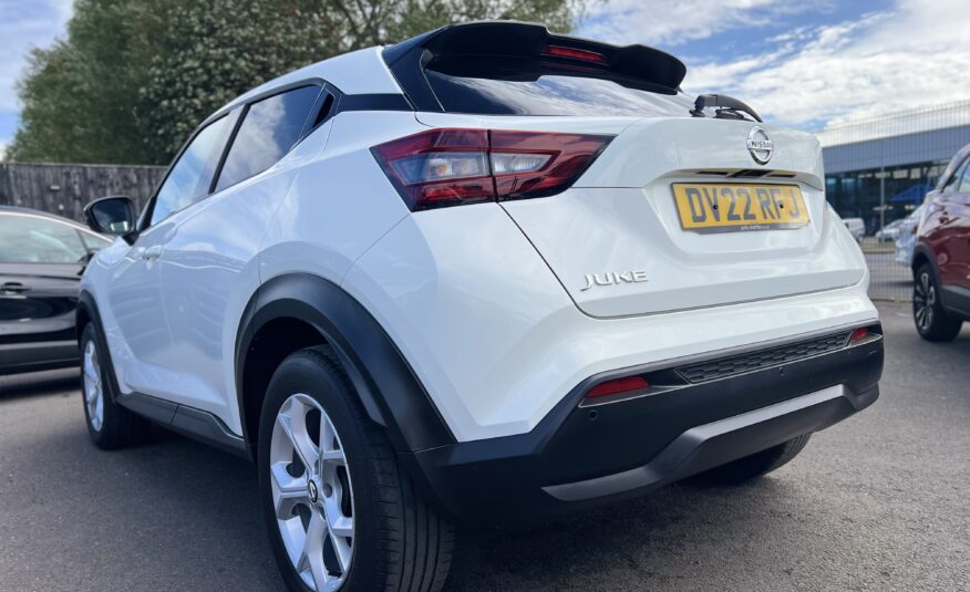 Nissan Juke N-Connecta Dig-T Turbo SUV 22 Reg