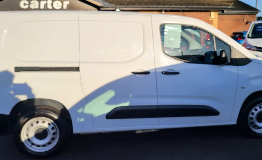 Vauxhall Combo Cargo L2 1.5 Turbo Diesel Dynamic