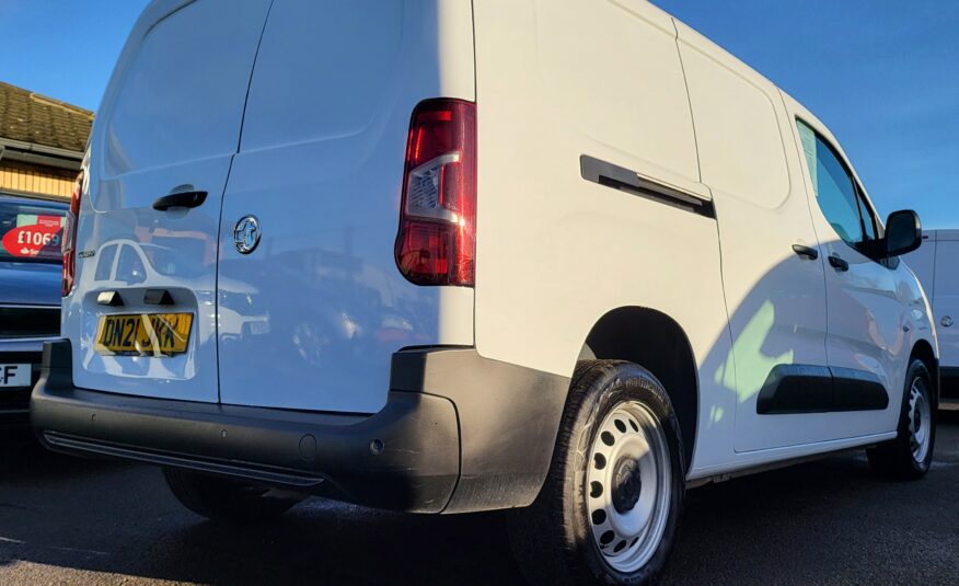 Vauxhall Combo Cargo L2 1.5 Turbo Diesel Dynamic