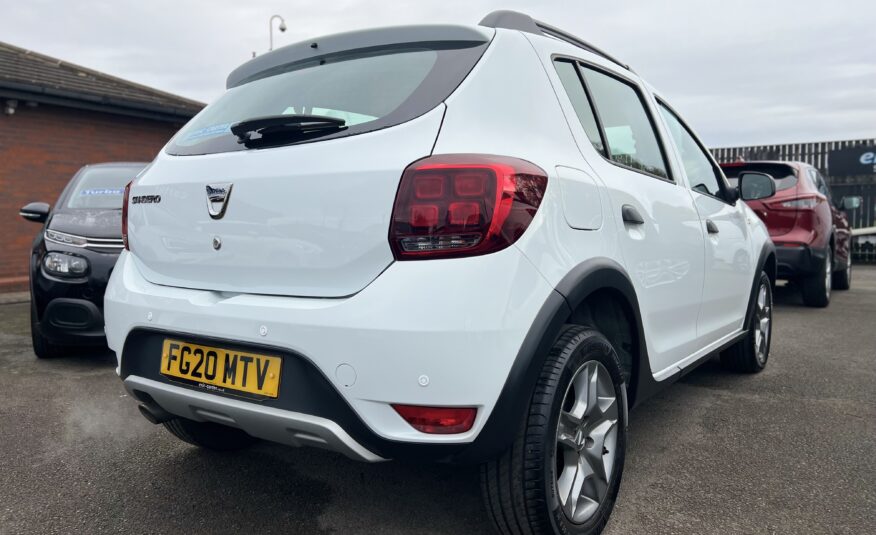 Dacia Sandero Stepway 0.9 TCE Essential 5 Door 20 Reg