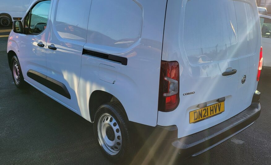 Vauxhall Combo Cargo L2 Diesel Dynamic 21 Reg