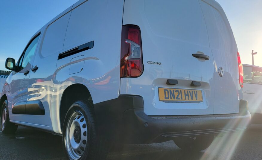 Vauxhall Combo Cargo L2 Diesel Dynamic 21 Reg