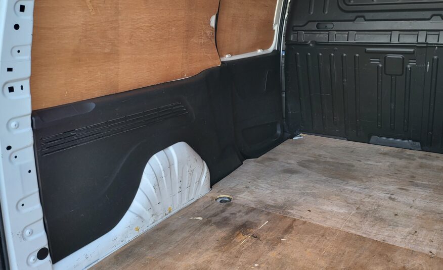 Vauxhall Combo Cargo L2 Diesel Dynamic 21 Reg