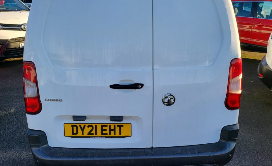 Vauxhall Combo Cargo 1.5 D L2 Dynamic Van 21 Reg